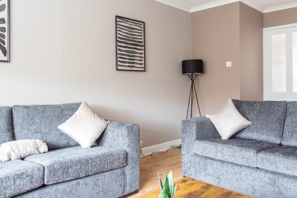 Fully furnished one month rental apartments in Dundee for short term stays